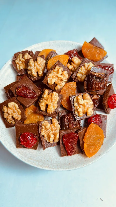 Chocolate com frutas, receita de Lanna Schneider
